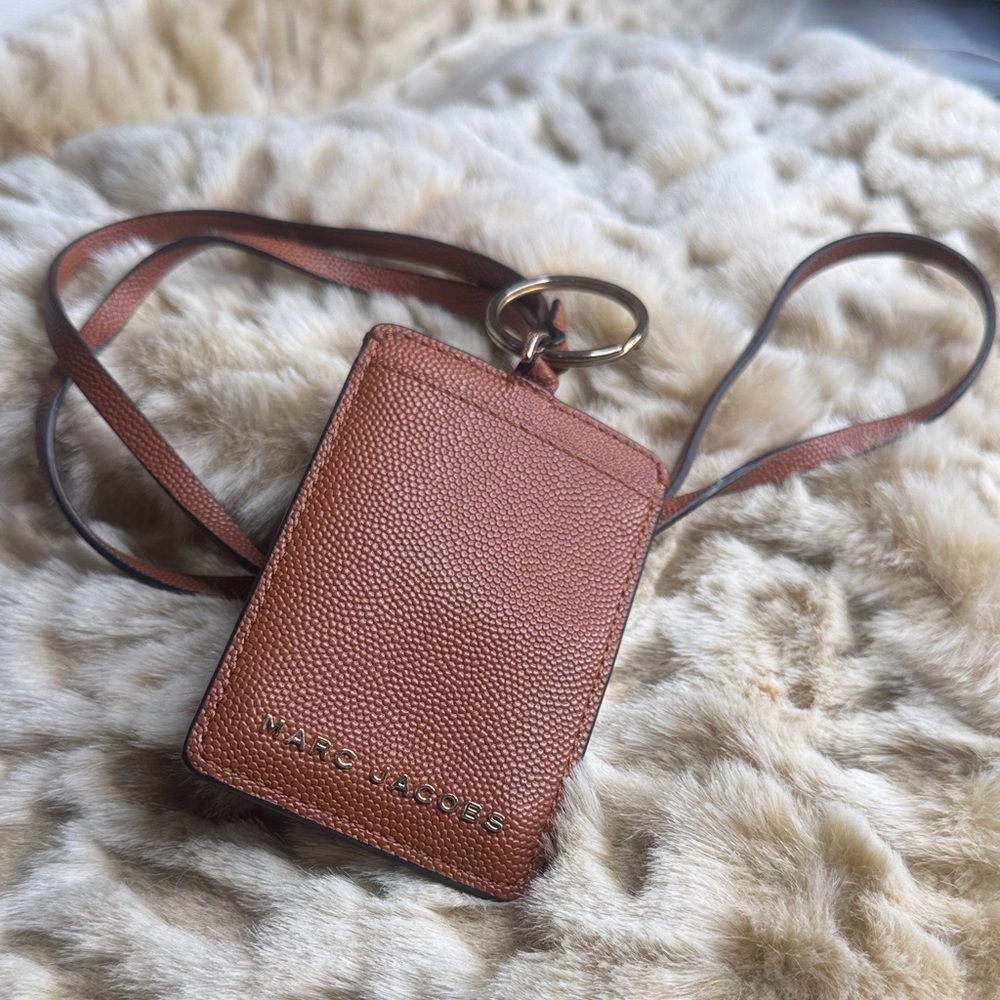 Marc Jacobs Tan Leather ID Holder